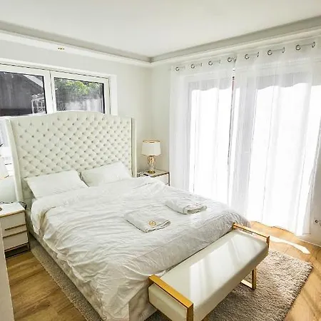 Luxus Neubau 65m² City Wohnung: R *