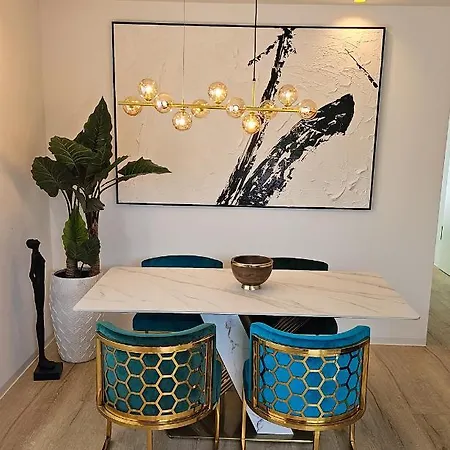 Luxus Neubau 65m² City Wohnung: R Apartment *